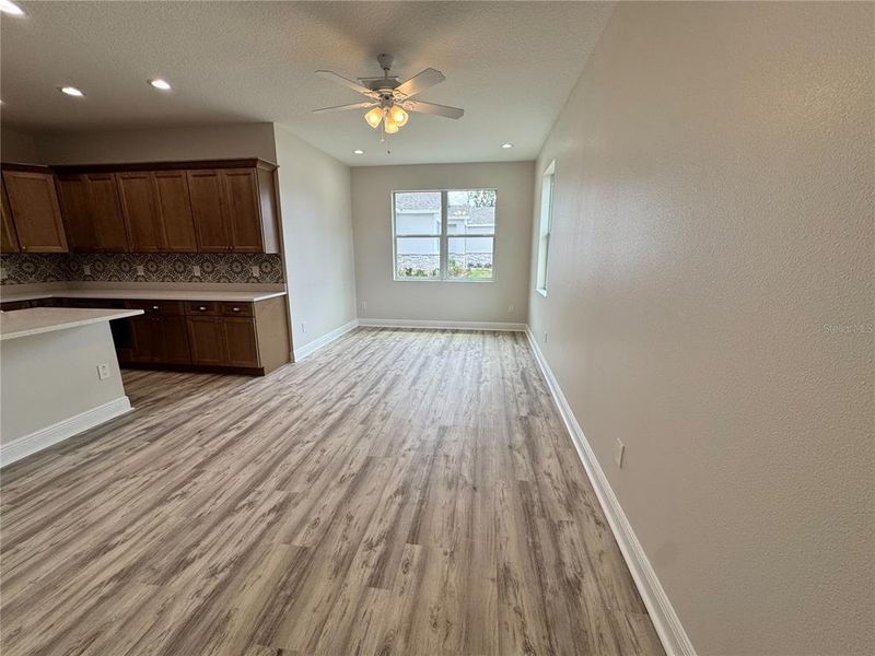 Spacious, unfurnished interior of a new home in , Dade City (Image 17).
