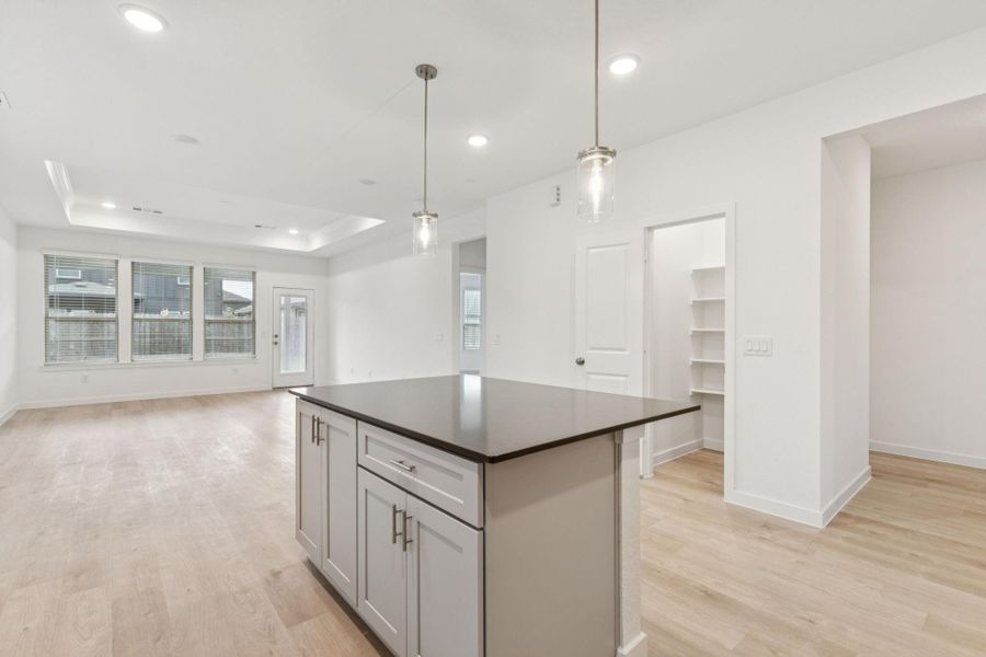 Image 32 of a home in Mavera.