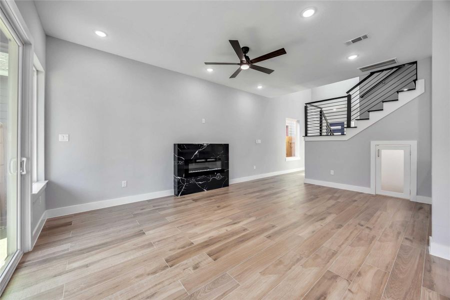 Image 27 of a home in .