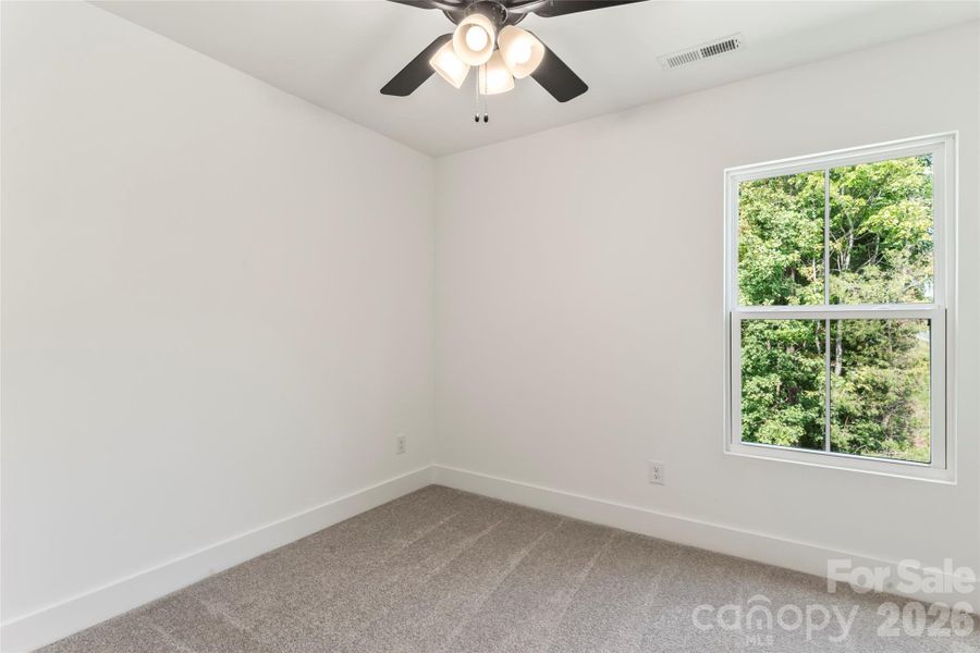 Spacious, unfurnished interior of a new home in , Fort Mill (Image 20).