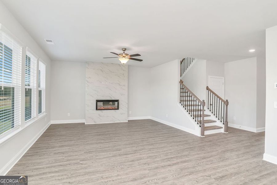 Spacious, unfurnished interior of a new home in Harley Farms South, Bonaire (Image 13).