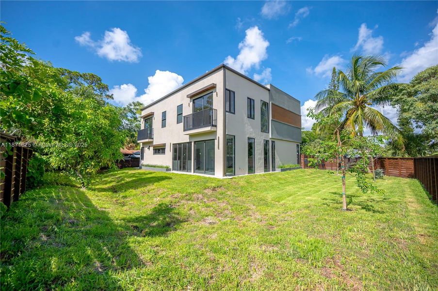 Front exterior of a new home in , Fort Lauderdale, FL, highlighting curb appeal (Image 23).