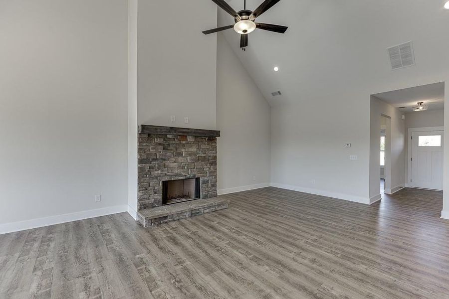 Spacious, unfurnished interior of a new home in , Hartwell (Image 25). Spacious, unfurnished interior of a new home in , Hartwell (Image 25).