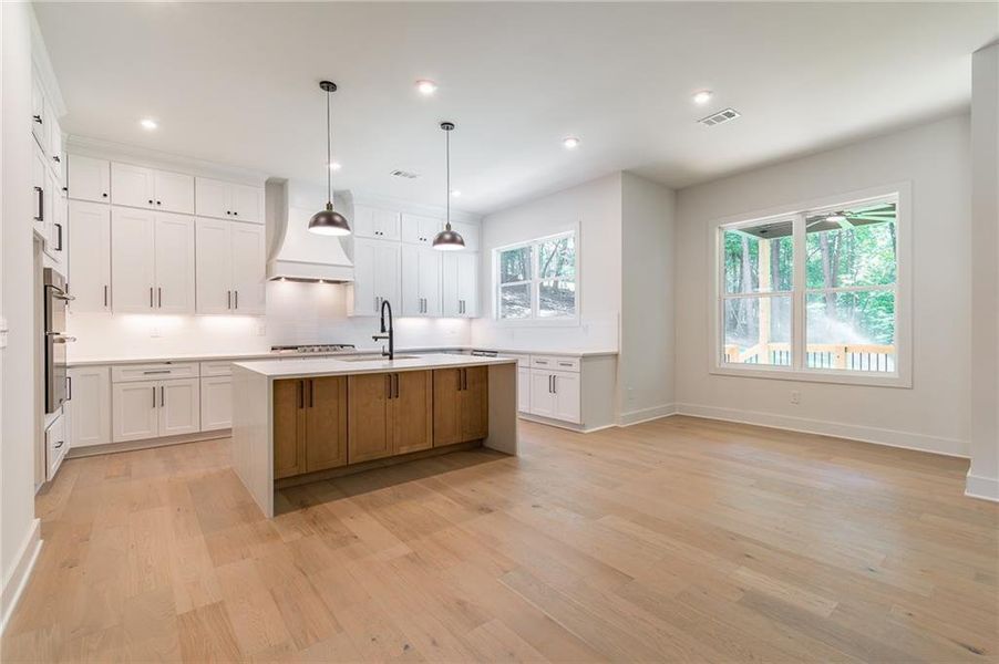 Image 52 of a home in .