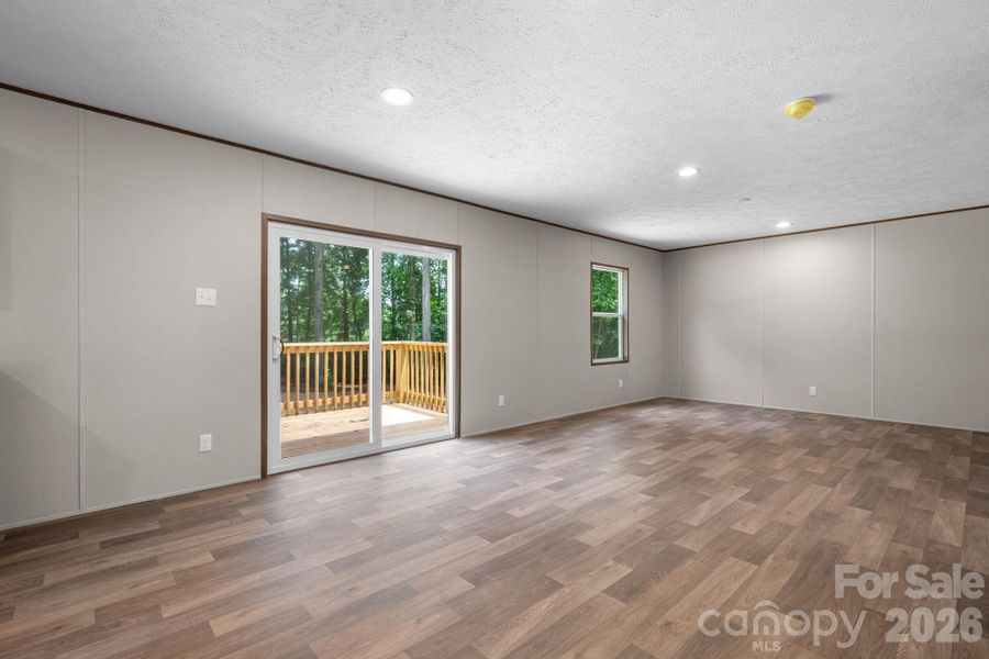 Spacious, unfurnished interior of a new home in , Maiden (Image 24).