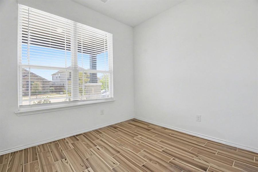 Spacious, unfurnished interior of a new home in , Royse City (Image 15).