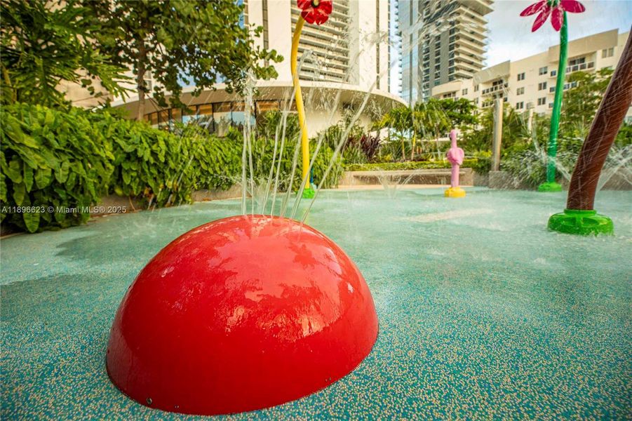 Community amenities in , Miami (Image 62). Community amenities in , Miami (Image 62).