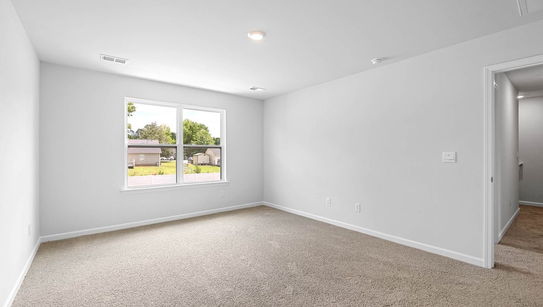 Spacious, unfurnished interior of a new home in Varner Station, Woodruff (Image 20).