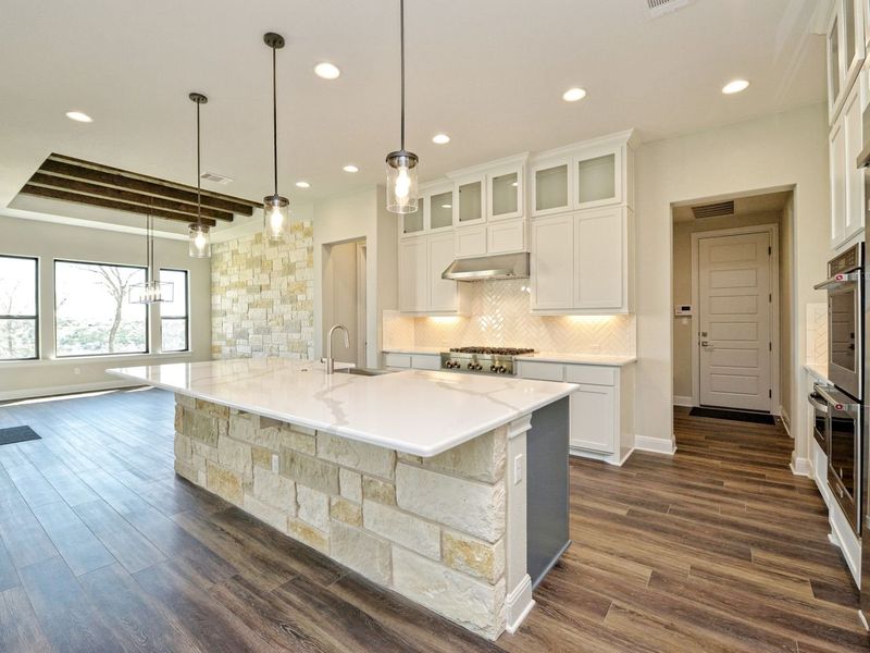 Representative furnished interior of a home built from the Catalina by Giddens Homes in Clearwater Ranch, Liberty Hill (Image 109).