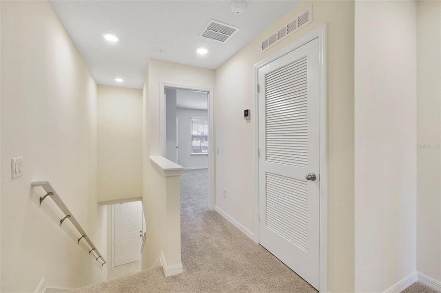 Spacious, unfurnished interior of a new home in Towns at Riverwalk, Sanford (Image 20).