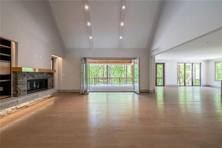 Spacious, unfurnished interior of a new home in , Sugar Hill (Image 38).