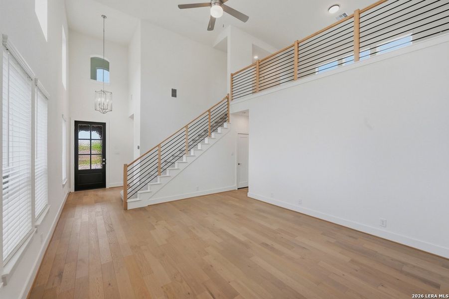 Spacious, unfurnished interior of a new home in Davis Ranch, San Antonio (Image 13). Spacious, unfurnished interior of a new home in Davis Ranch, San Antonio (Image 13).