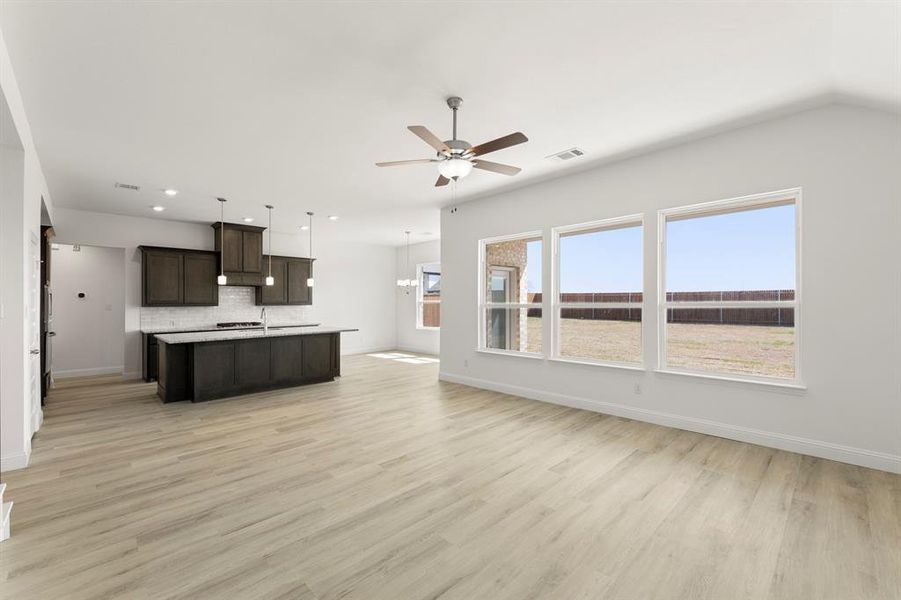 7_08. 506 Fort Davis - Family