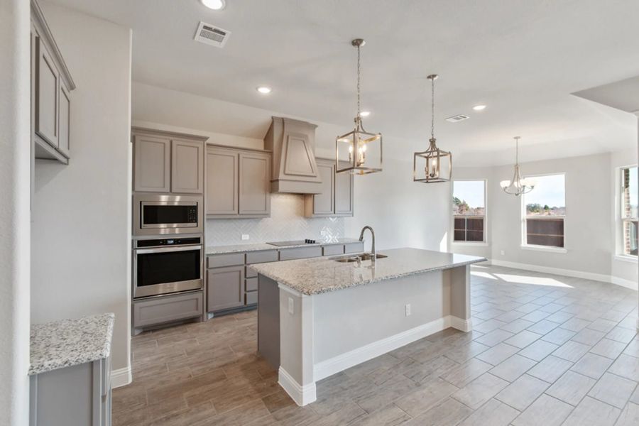 Image 75 representing the Concept 2373 by Landsea Homes in Coyote Crossing, Godley, TX. Image 75 representing the Concept 2373 by Landsea Homes in Coyote Crossing, Godley, TX.