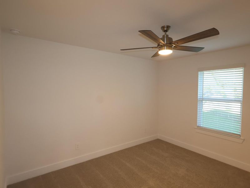 Spacious, unfurnished interior of a new home in Sorella, Tomball (Image 31). Spacious, unfurnished interior of a new home in Sorella, Tomball (Image 31).