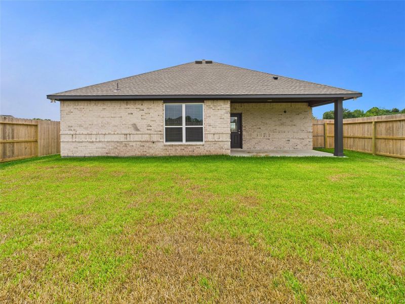 Front exterior of a new home in , Santa Fe, TX, highlighting curb appeal (Image 22). Front exterior of a new home in , Santa Fe, TX, highlighting curb appeal (Image 22).
