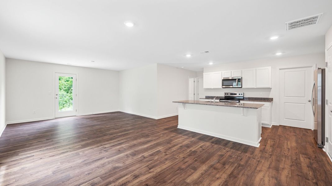 Spacious, unfurnished interior of a new home in Fox Hollow, Dalton (Image 13). Spacious, unfurnished interior of a new home in Fox Hollow, Dalton (Image 13).
