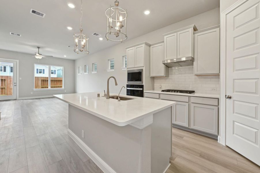 Photo is not of the actual home but is an inspirational photo of builder’s model home and may depict options, furnishings, and/or decorator features that are not included. Photo is not of the actual home but is an inspirational photo of builder’s model home and may depict options, furnishings, and/or decorator features that are not included.