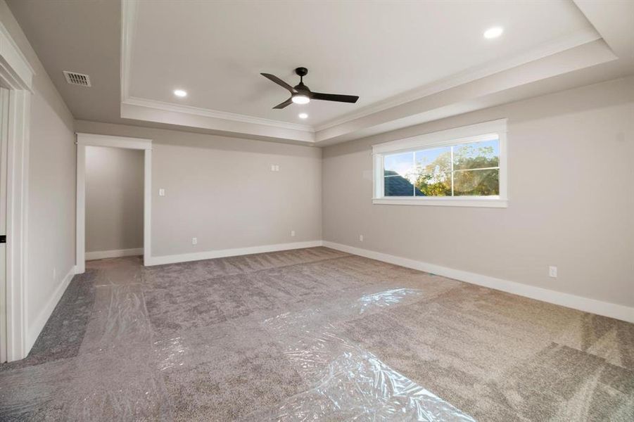 Spacious, unfurnished interior of a new home in , Bullard (Image 31).