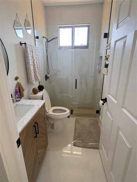 Furnished interior view inside a new home in , Lehigh Acres (Image 6).