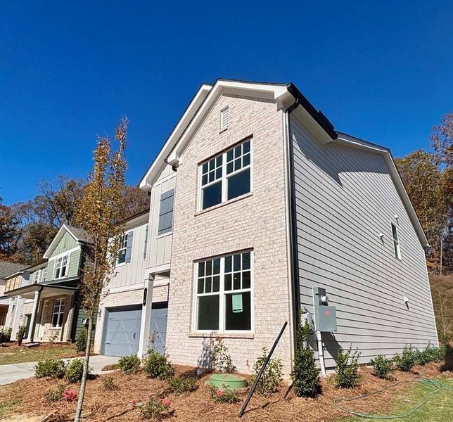 Exterior details and patio area of a home in Creekside, Dawsonville (Image 3).