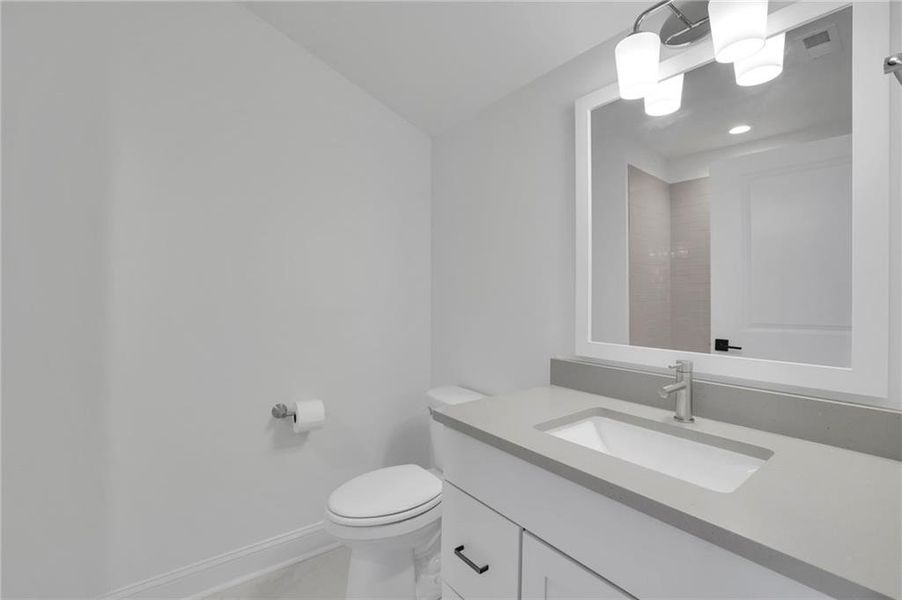 Furnished interior view inside a new home in , Alpharetta (Image 7).