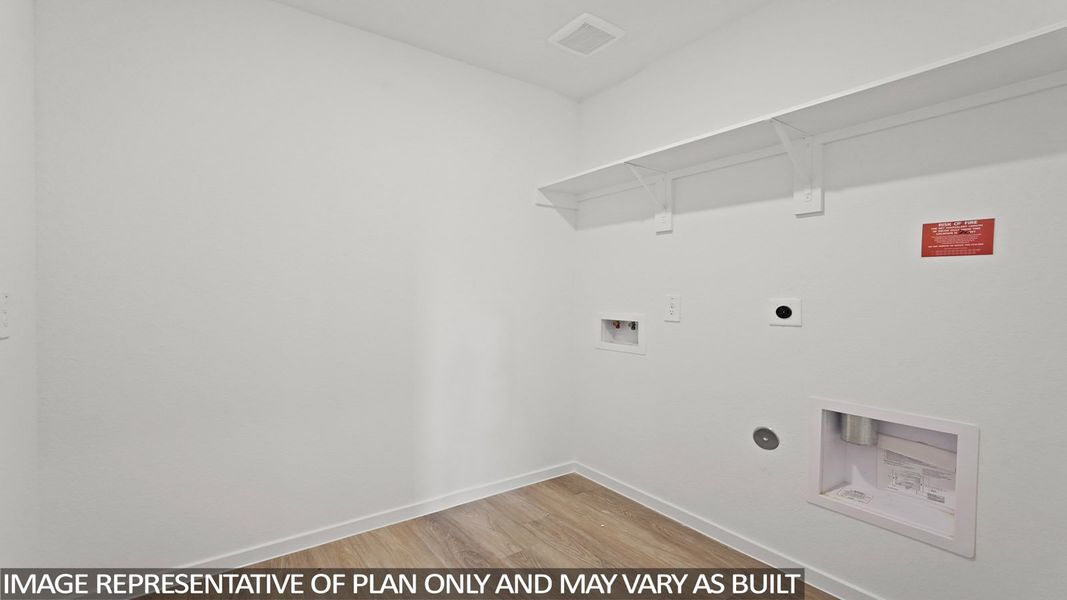 Spacious, unfurnished interior of a new home in Grand Pines, Magnolia (Image 14).
