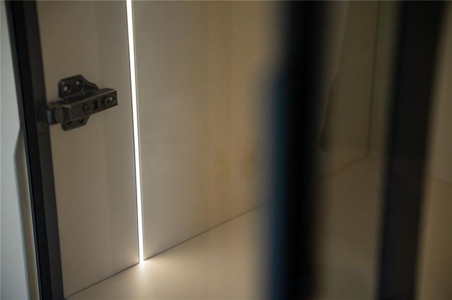 Close-up of interior finishes inside a home in Blue Heron Walk, Atlanta (Image 50).