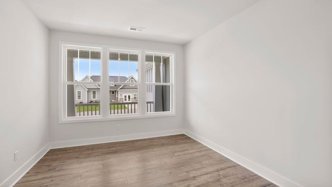 Spacious, unfurnished interior of a new home in Alder Pond, Campobello (Image 24).