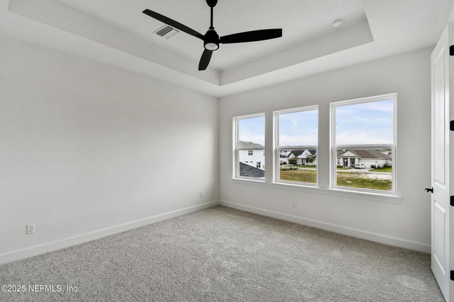 Spacious, unfurnished interior of a new home in Seven Pines 40' Front Entry, Jacksonville (Image 24). Spacious, unfurnished interior of a new home in Seven Pines 40' Front Entry, Jacksonville (Image 24).
