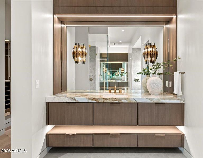 040-9790 N 56th St 88