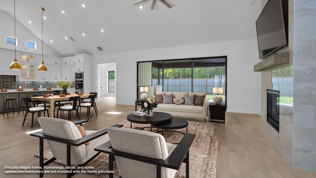 Image 23 of a home in Fulshear Lakes 80'.