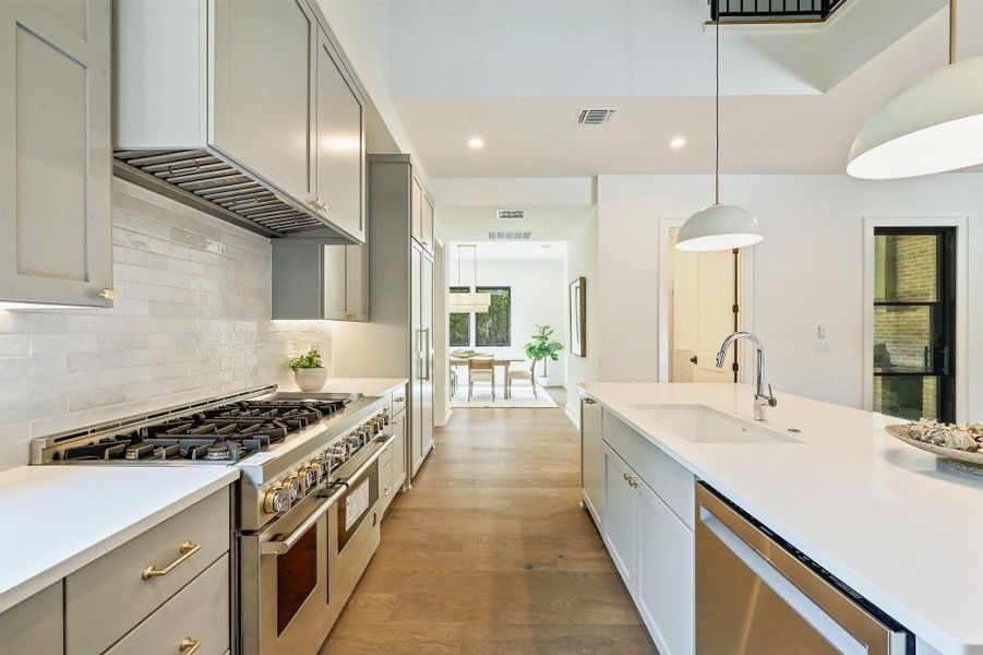 Furnished interior view inside a new home in , Austin (Image 15).