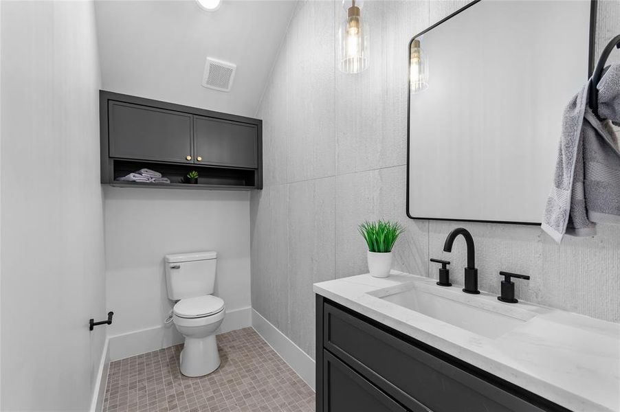 Furnished interior view inside a new home in , Dallas (Image 12). Furnished interior view inside a new home in , Dallas (Image 12).