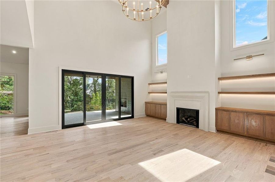 Spacious, unfurnished interior of a new home in , Alpharetta (Image 22).