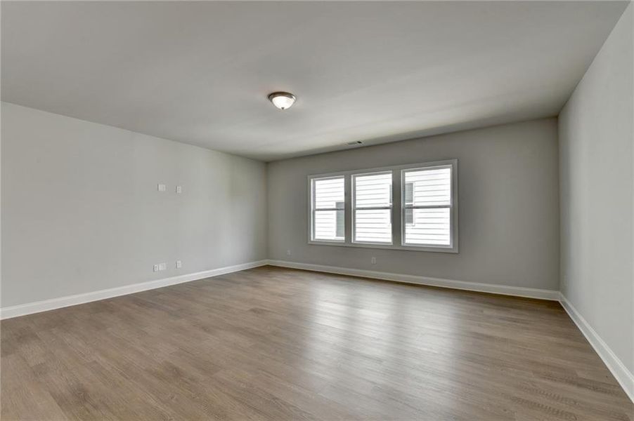 Spacious, unfurnished interior of a new home in , Suwanee (Image 52).