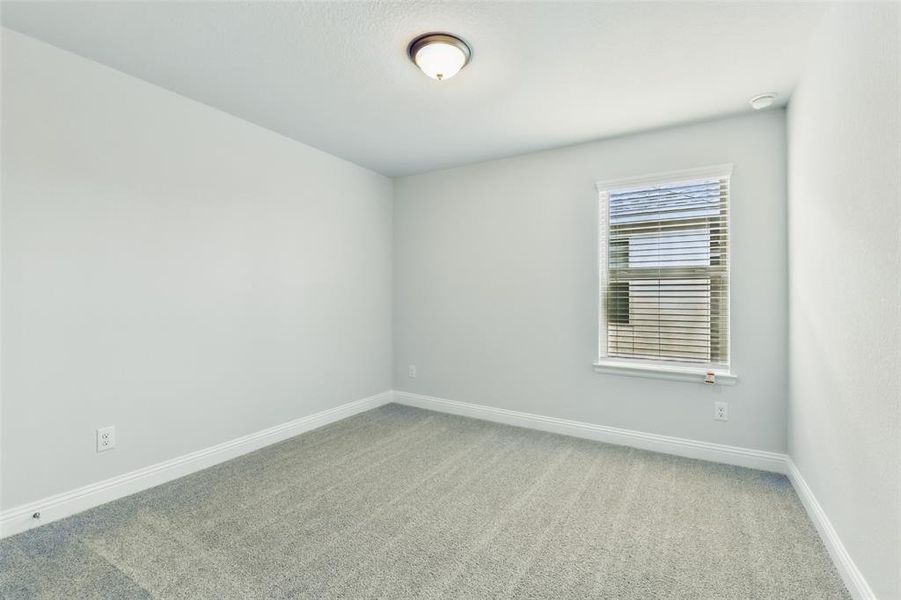 Spacious, unfurnished interior of a new home in Evergreen 40', Conroe (Image 29).