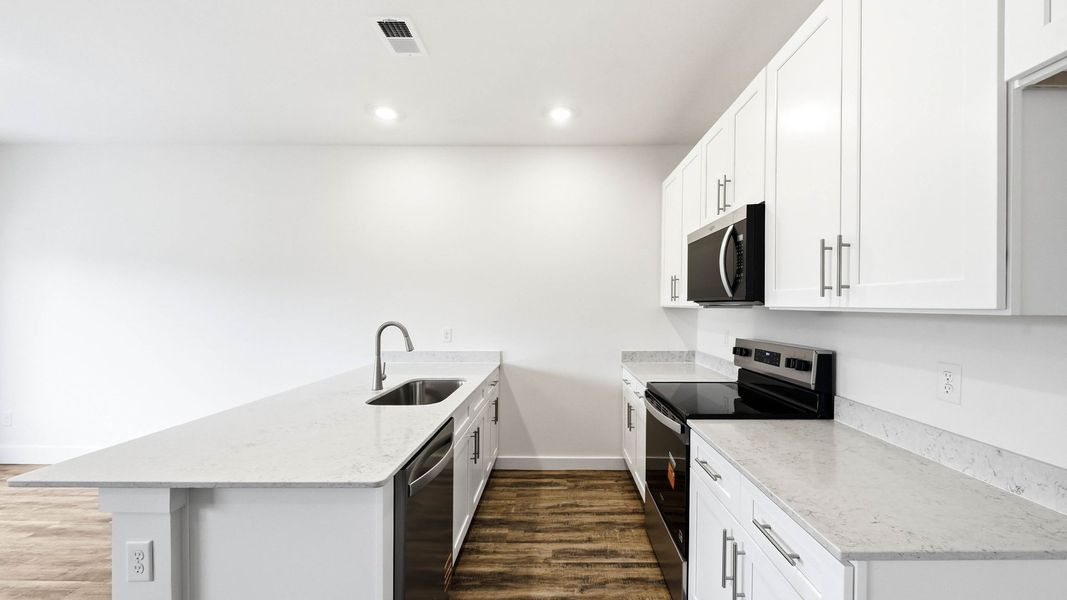 Furnished interior view inside a new home in The Arbor Townhomes, Kingsport (Image 6).
