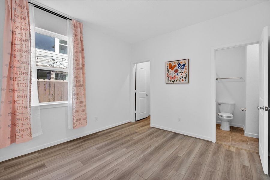 Spacious, unfurnished interior of a new home in Trillium, Richmond (Image 43). Spacious, unfurnished interior of a new home in Trillium, Richmond (Image 43).