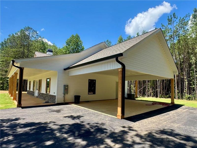 Image 18 of a home in .