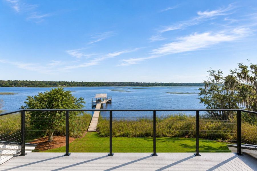 Community amenities in , Ravenel (Image 58).