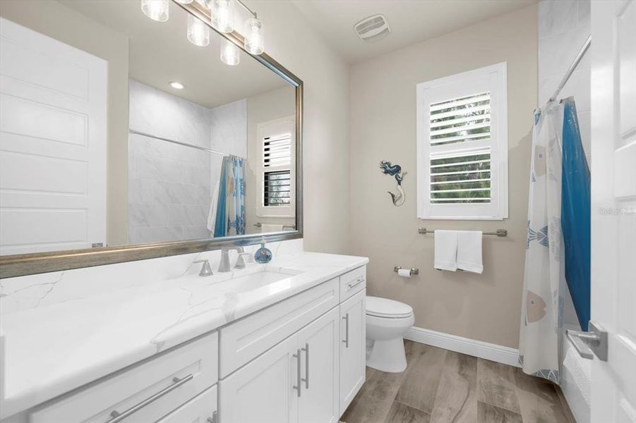 Furnished interior view inside a new home in , Port Charlotte (Image 34).