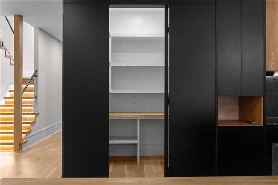 Close-up of interior finishes inside a home in , Atlanta (Image 20). Close-up of interior finishes inside a home in , Atlanta (Image 20).