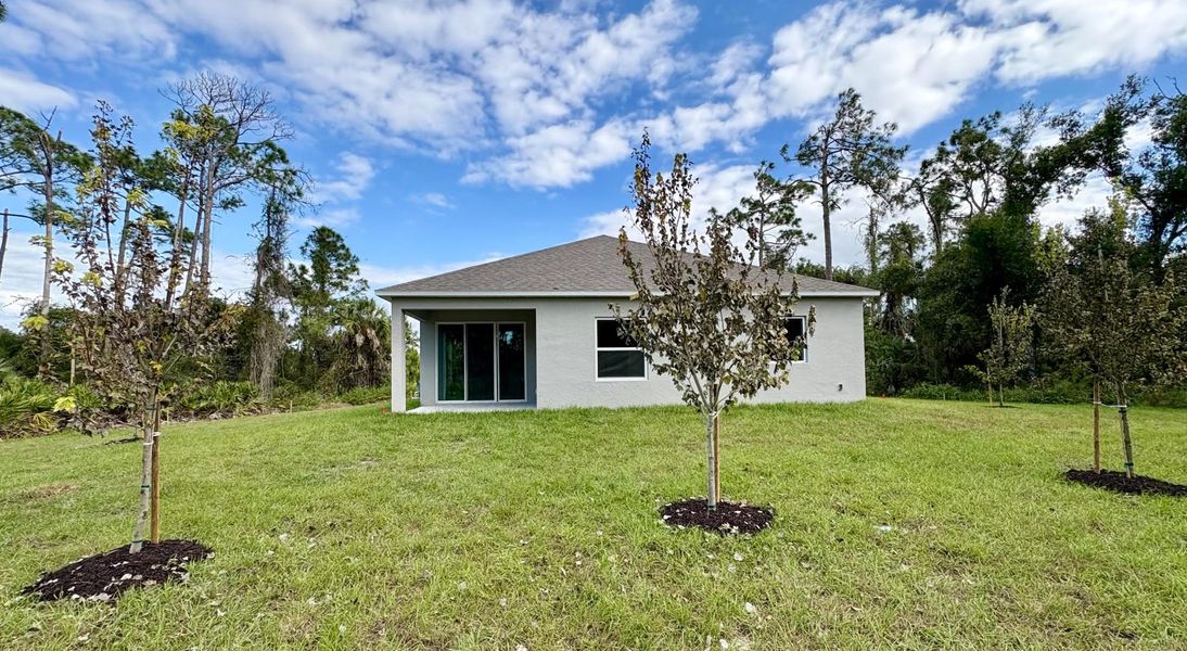 Image 9 of a home in North Port. Image 9 of a home in North Port.