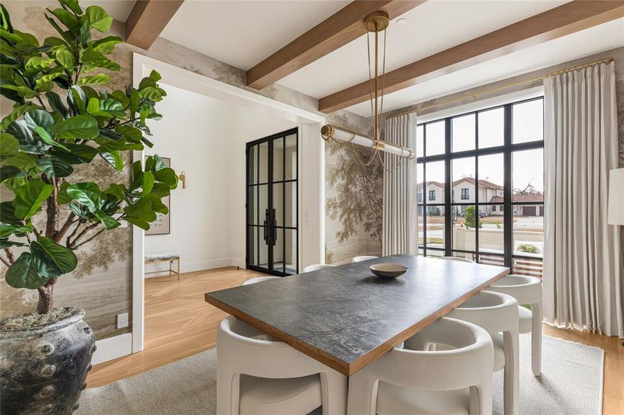 Community amenities in , Fairview (Image 22).