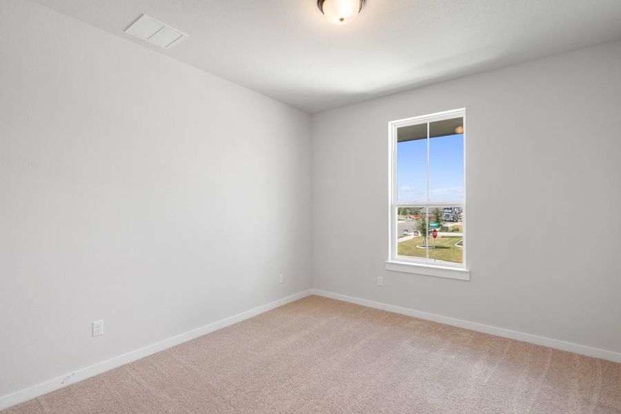 Spacious, unfurnished interior of a new home in Capitol Collection at Lariat, Liberty Hill (Image 39).