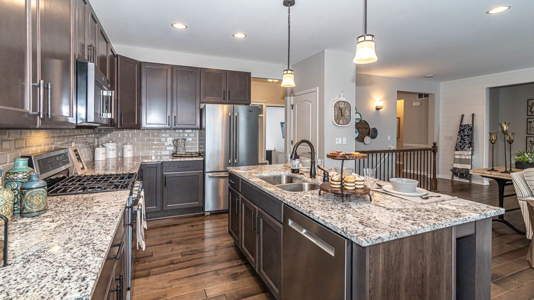 Representative furnished interior of a home built from the The Kensington by Norfolk Homes in Valleys, Jackson (Image 16).