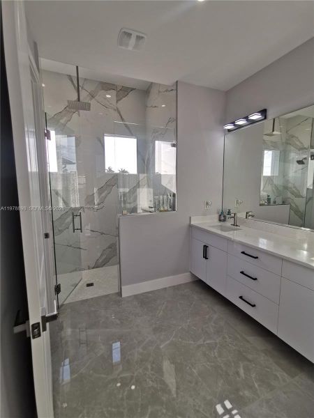 Image 47 of a home in .