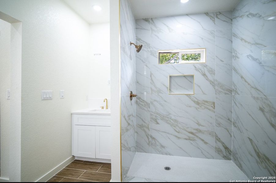 Image 32 of a home in . Image 32 of a home in .