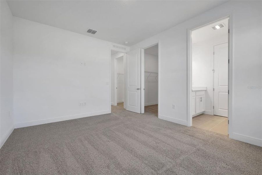 Spacious, unfurnished interior of a new home in Weslyn Park at Sunbridge (Craft Homes), St. Cloud (Image 15).